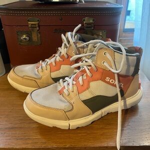 Sorel peach and pink High-Top Sneakers size 9